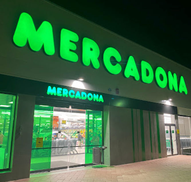 portada supermercado mercadona cuellar